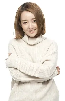 Younha Go